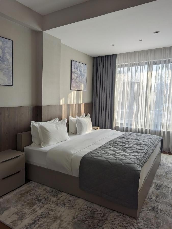 אלמטי Raavah Aparthotel מראה חיצוני תמונה