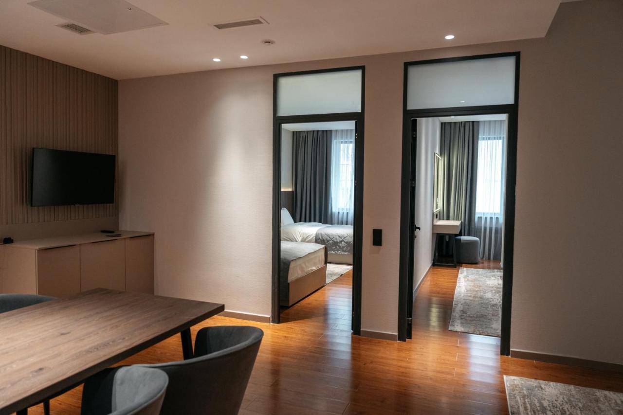אלמטי Raavah Aparthotel מראה חיצוני תמונה