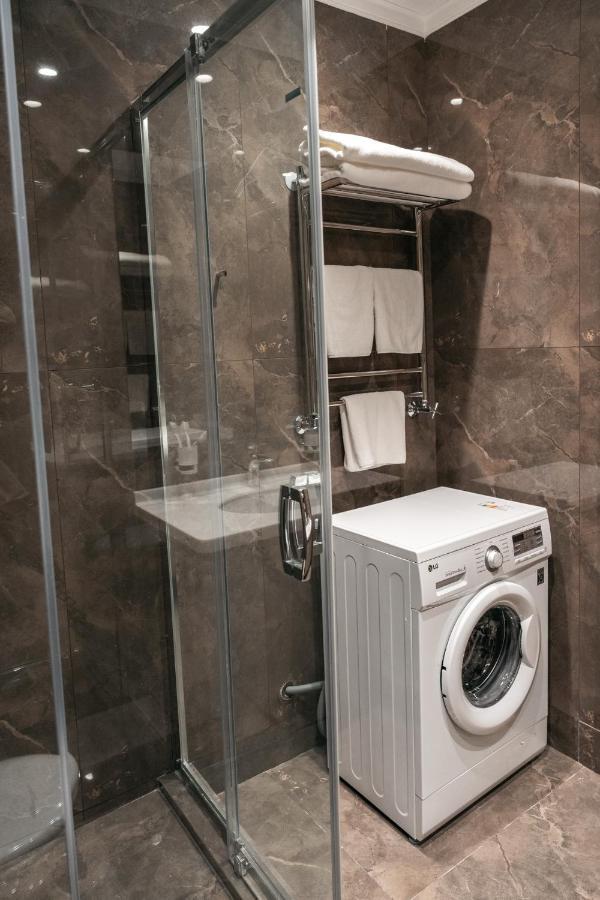אלמטי Raavah Aparthotel מראה חיצוני תמונה
