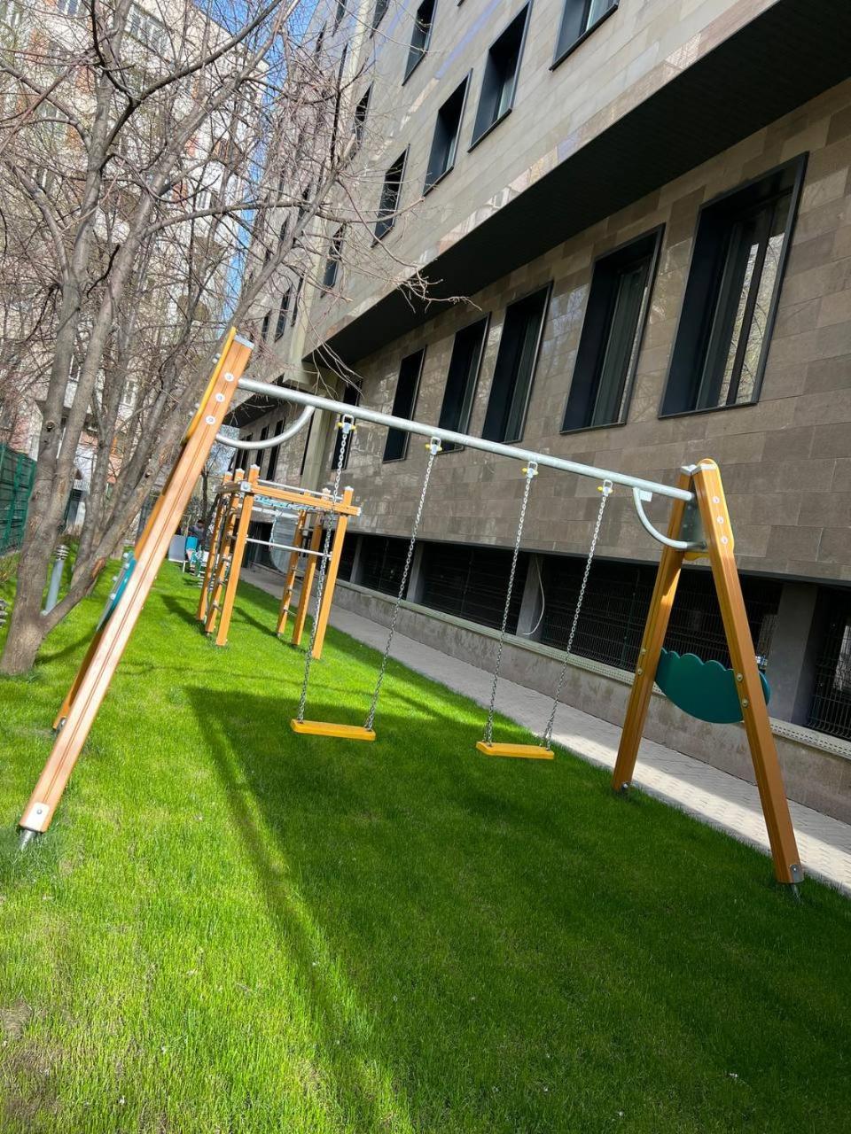 אלמטי Raavah Aparthotel מראה חיצוני תמונה